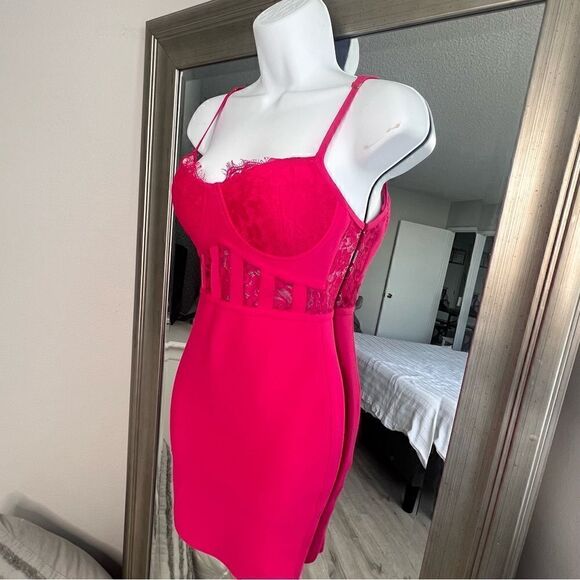 Women's Sexy Fashion Sleeveless Lace Hot Pink Size S. - Picture 6 of 11